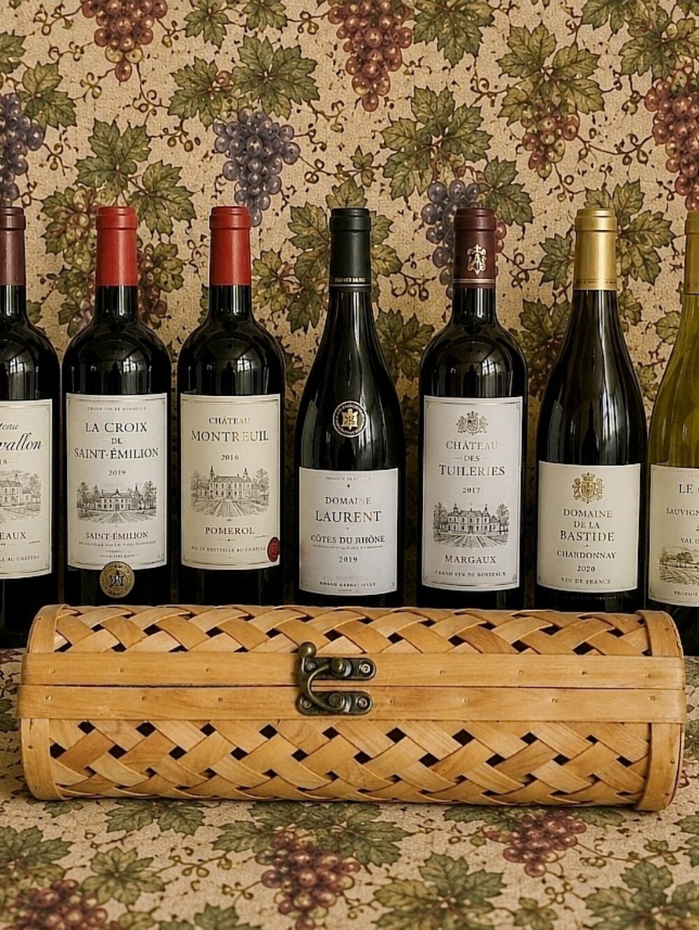 Vintage Slatted Wood Wooden Wine Bottle Gift Case Outdoor Patio Dorm Fairy Light